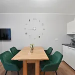 Sano - - Ruhige Lage - Stylisch - Waschmaschine - Platz Zum Arbeiten Apartment Hagen (Arnsberg)