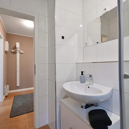 شقة Sano - - Ruhige Lage - Stylisch - Waschmaschine - Platz Zum Arbeiten